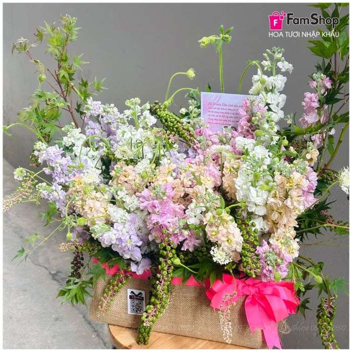 Giỏ hoa phi yến hồng tím trắng GHPYHTT