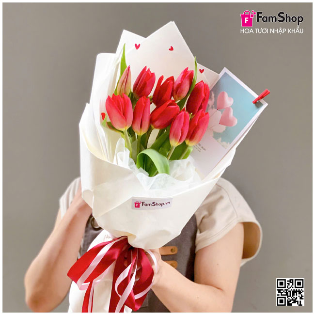 Bó hoa tulip màu đỏ 10 bông